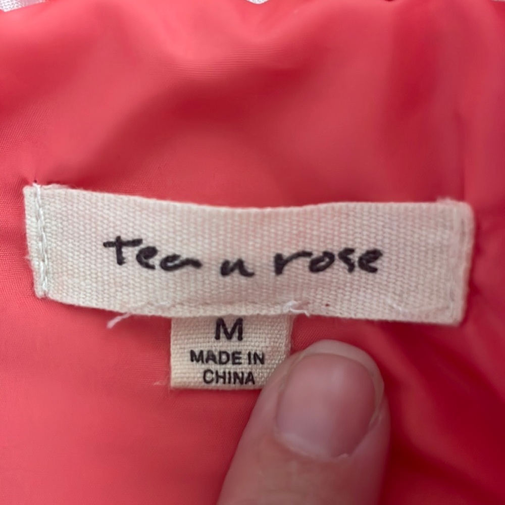 Tea N Rose puffer vest women’s medium - Picture 3 of 5